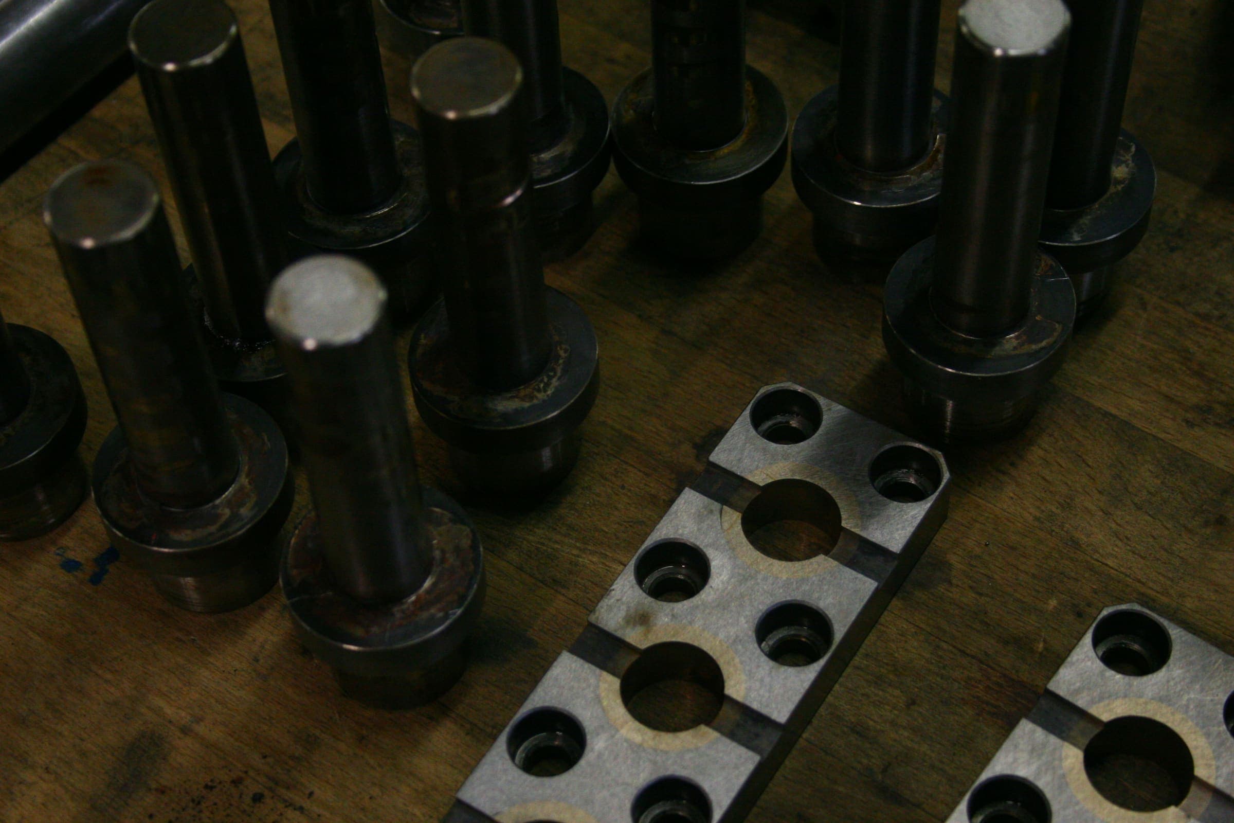 Cnc Machine Center 4